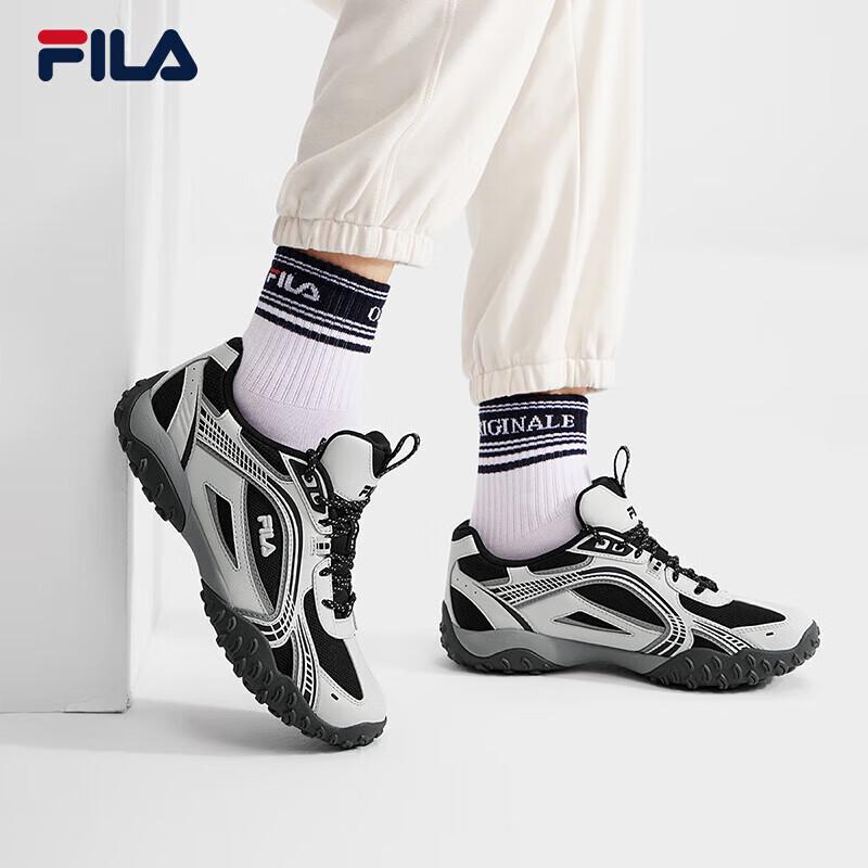 FILA Women's Pebble Retro Running Shoes