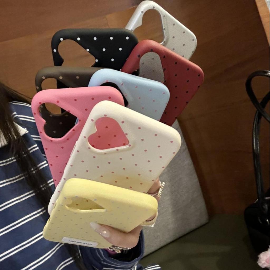 The Camera Is Love Shaped Apple 16 Plus Phone Case IPhone 15 Pro Case 14 Promax Women 13 Leather