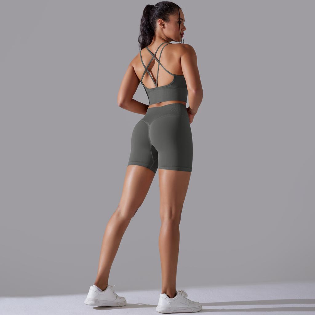 European and American seamless knitted solid color beautiful back high elastic tight yoga suit set running fitness suit two-piece set women