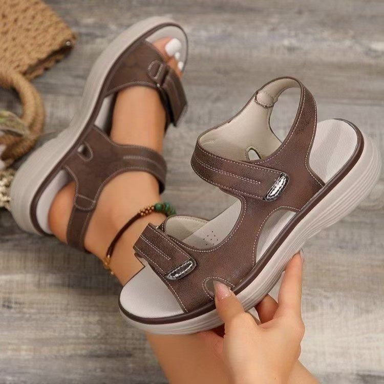 

2025 summer new foreign trade large size women s platform beach sandals Velcro buckle polyurethane sole 43
