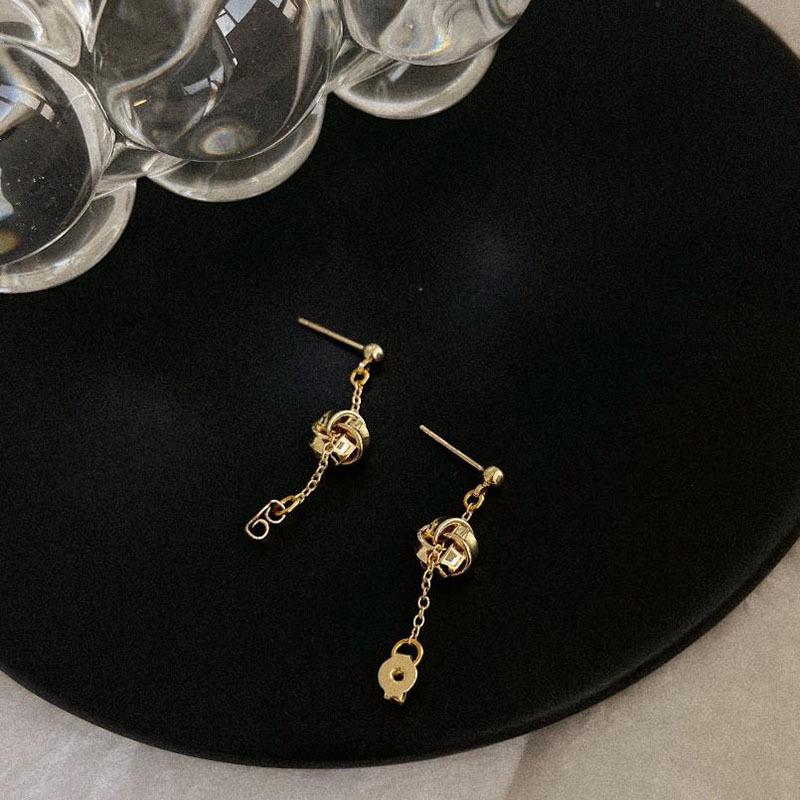 Korean & Japanese Celebrity Style Metal Knot Chain Stud Earrings - French Luxury Two-Sided Wear
