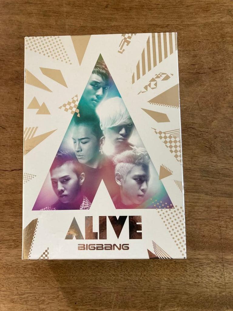 [USED] BIGBANG ALIVE 2012 Album