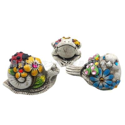 Garden Landscape Resin Ornaments: Snail, Frog, Pigeon Courtyard Decor