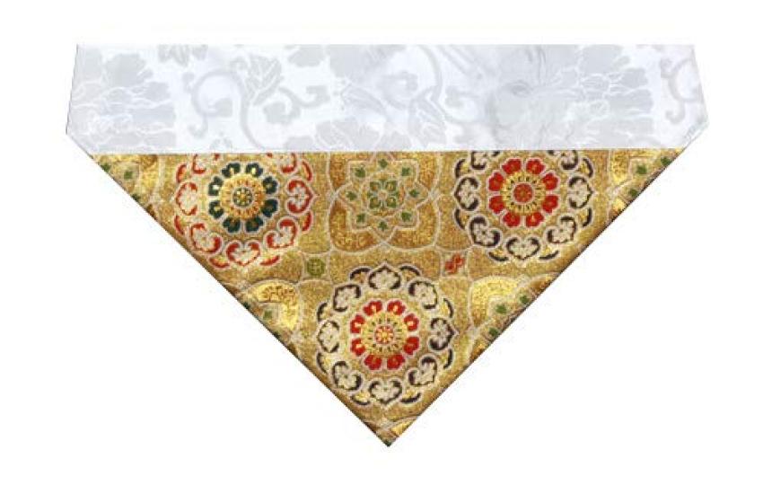 

Kyoto Butsudan Hayashi Buddhist Altar Accessories, Triangular Altar Cloth, Tsumuri (Sewn), Floral Pattern, 50s (31.5cm Wide x 20.5cm Long), Jodo