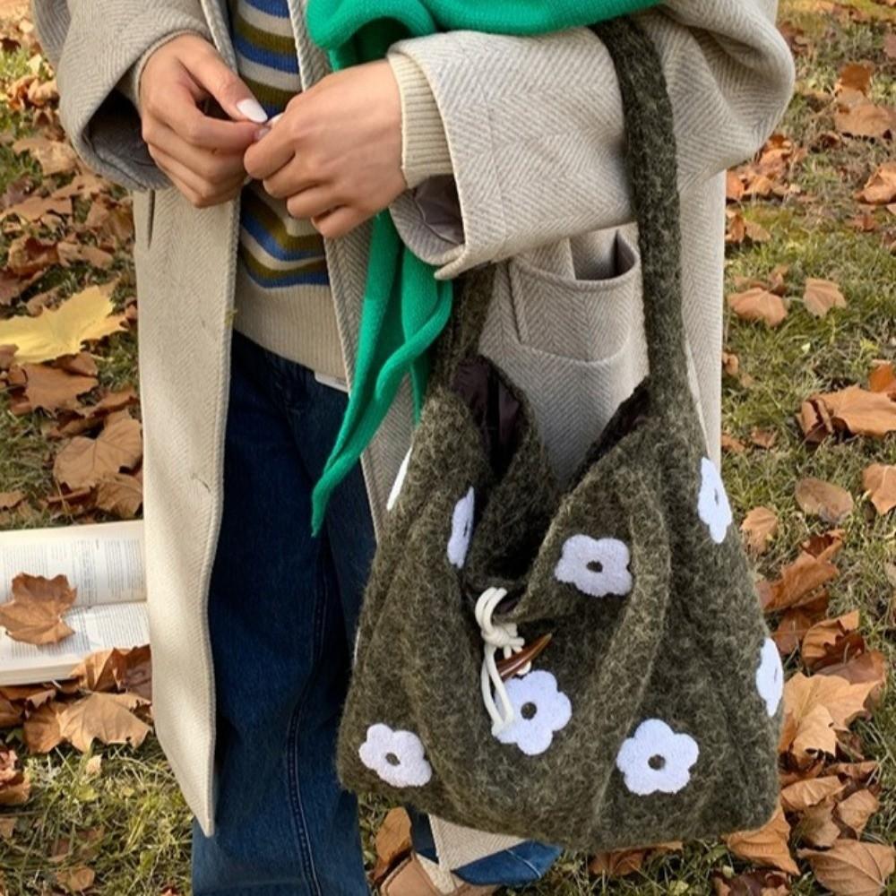 Large Capacity Plush Tote Bag Soft Polyester Lining Floral Handle Bag Underarm Bag  Ladies Purse