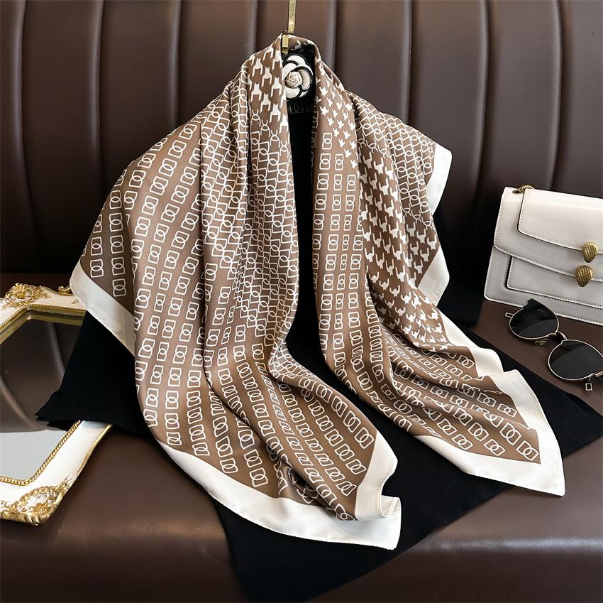 Fashion printed silk scarf twill silk high quality square scarf women's headscarf 91x91cm travel shawl autumn and winter scarf
