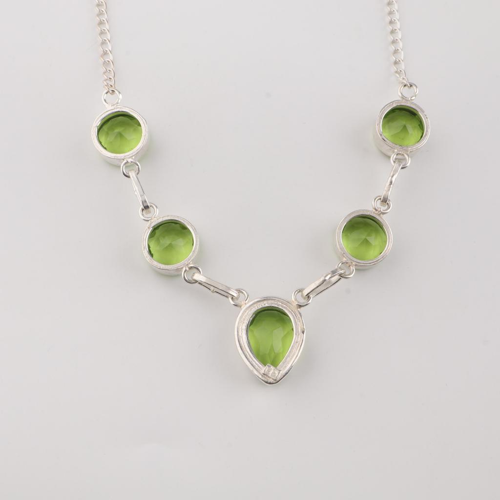 Naturlig Peridot Ädelsten Silverhalsband 16-18" 925 Sterling Silver Handgjorda Smycken för Kvinnor Som Gåva till Alla Hjärtans Dag RN-3-5