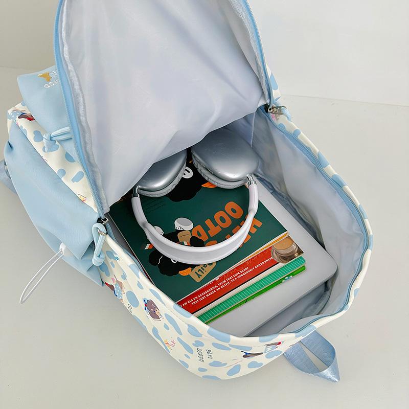 Schoolbag New High-value Japanese Ins Fresh and Sweet Polka Dot Contrasting Color Backpack Junior High School Students Lightweight Large-capacity