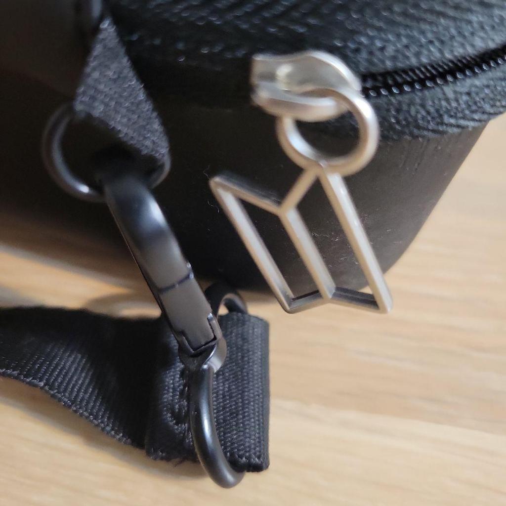 [USED] BTS AmiBomb with Case (Cannot Be Shipped Between 10/11-17)