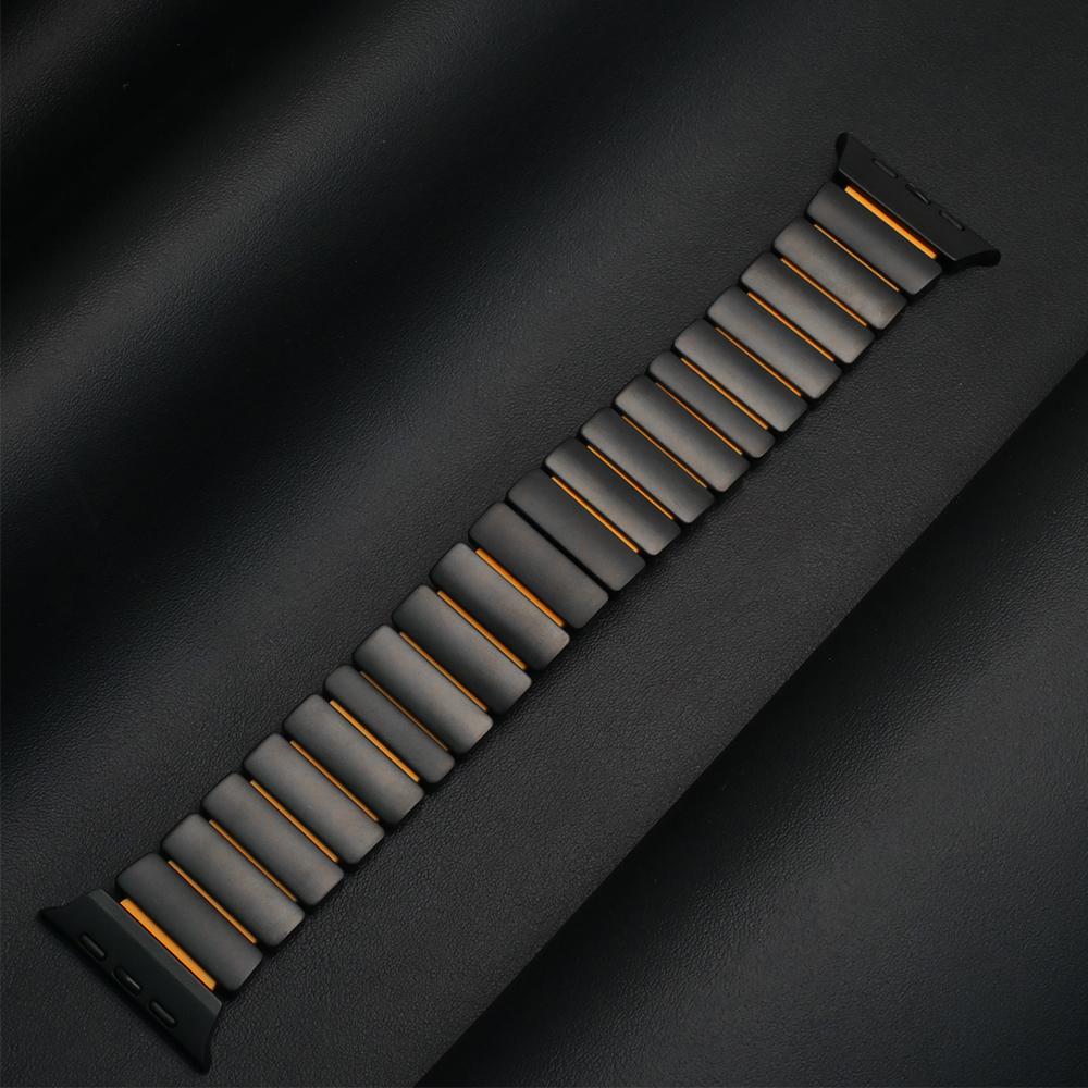Men Titanium Rubber Strap for Apple Watch Ultra 3 49mm Series 11 10 46mm Luxury Wrist Band for Iwatch 9 8 7 45mm 6 5 4 SE 3 44mm