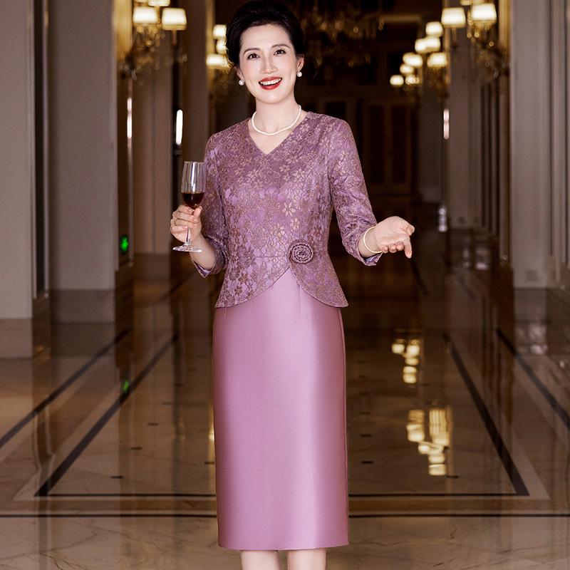 

2025 Autumn Elegant V-neck Slimming Purple Lace Dress for Young Moms 3XL лиловый/фиолетовый
