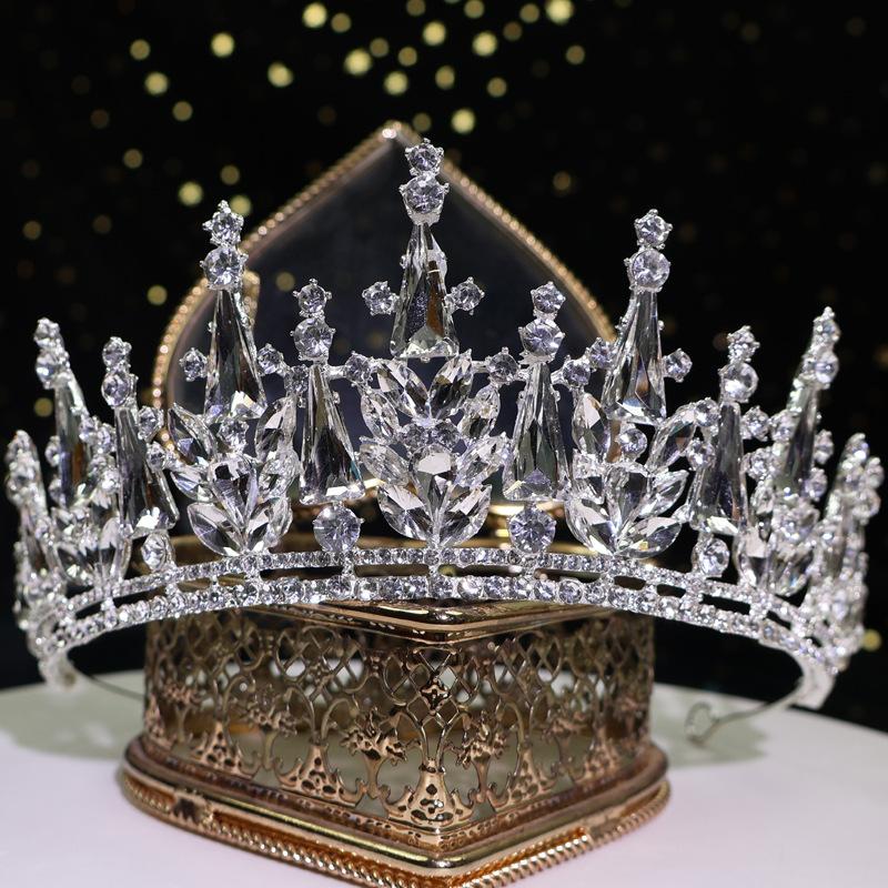 

Bride Crown Princess Queen Accessories Wedding Dress Alloy Tiara Headwear High End Hair Accessories Birthday Wedding