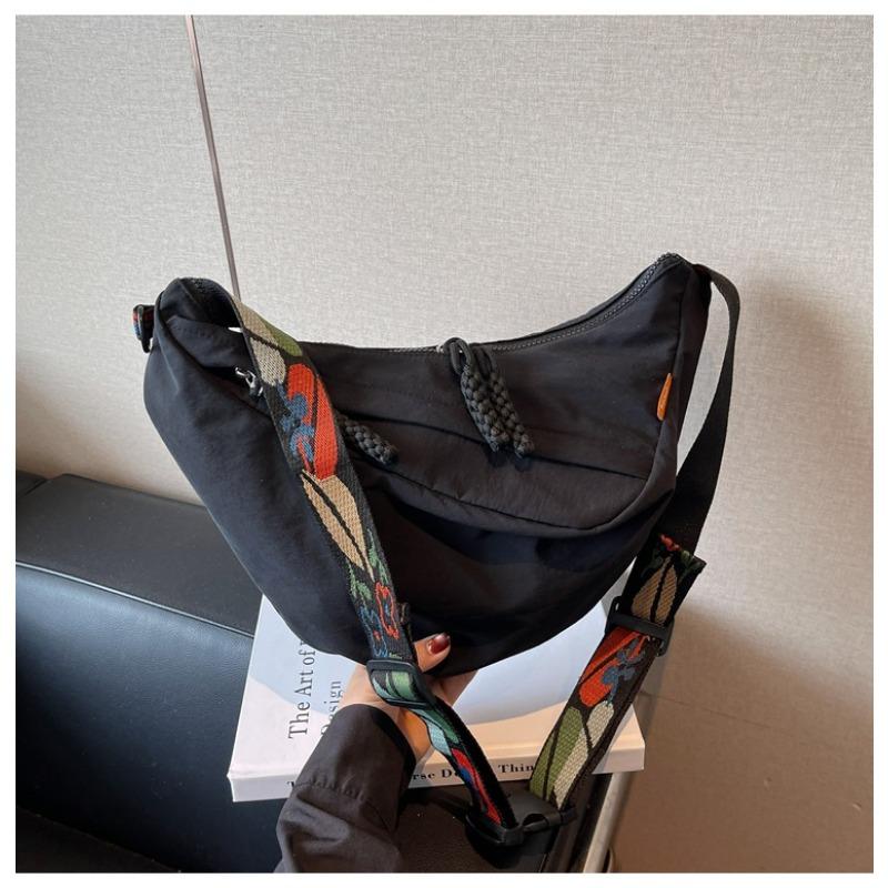 Messenger Bag aus Nylongewebe für Damen, neue große Schulter-Knödel-Tasche, Nischen-Pendler-Achsel-Brusttasche