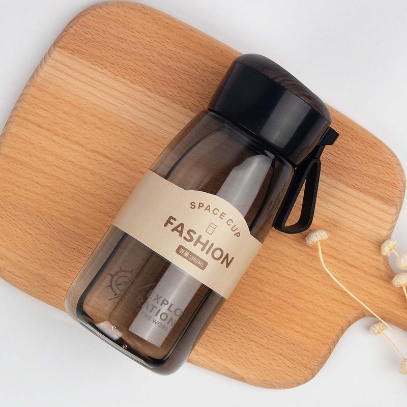 

Компактная и прочная герметичная бутылка для воды для лета – Высокая ценность, термостойкая, идеально подходит для студентов и подарков. 380ml