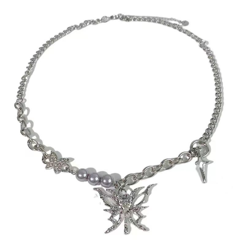 

Hollow butterfly splicing boys necklace women s cold hip-hop style niche design versatile advanced sense collarbone chain new model