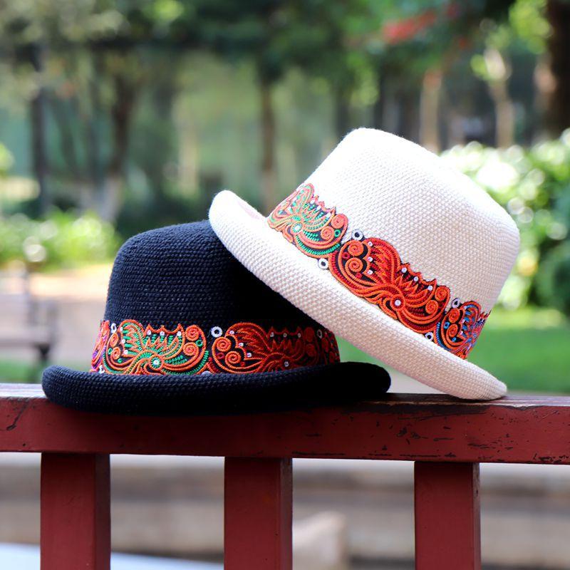 Yunnan ethnic wind cotton and linen leisure spring and summer travel embroidery hat, sunshade embroidery hat wholesale