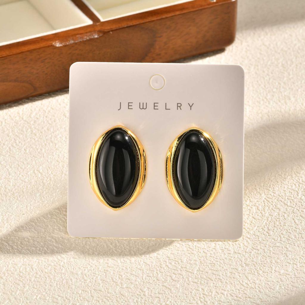 Vintage Luxury Large Geometry Oval Stud Earrings for Women Girls Fashion Metal Charms Piercing Jewelry Accessories Gifts