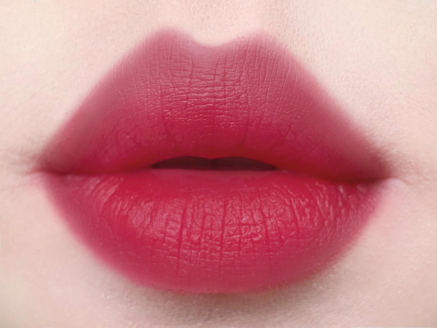 

Помада Kiss Me Eye First Matte (6 типов) 06 Chilling Magenta