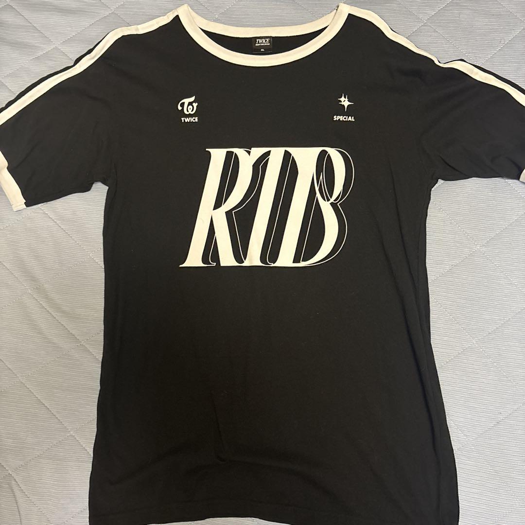 

[USED] TWICE T-shirt Black