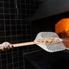 M-Modern-Perforierte Pizzaschaufel, Professionelle anodisierte Aluminium-Pizzaschaufeln, Rechteckige Pizza-Wende-Spatel mit abnehmbarem