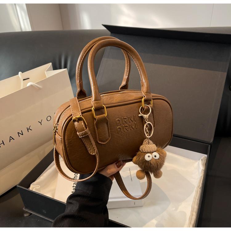 

Maillard retro handbag women s 2025 new autumn and winter fashion bowling bag versatile shoulder messenger bag 24*9*12 коричневий