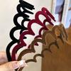 Black Flocked Big Wave Headband with Tooth Comb for Washing Face, Headband for Tidying Up Hair, Hairpin and Headdress