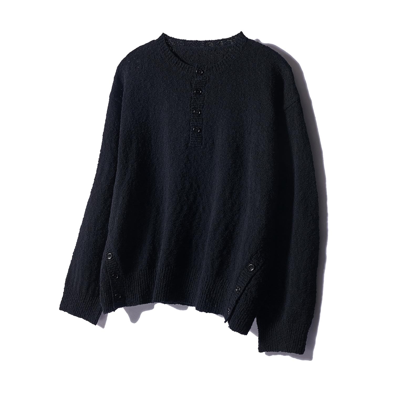Prage Esthetic Henley Neck Knit - Black M