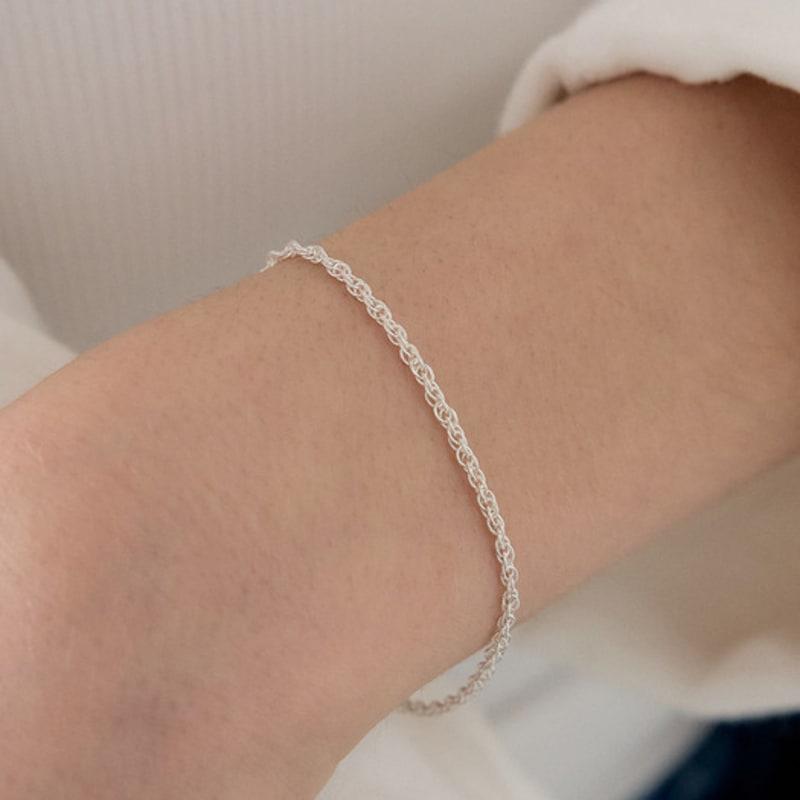 aphrose glimmer essential chain bracelet