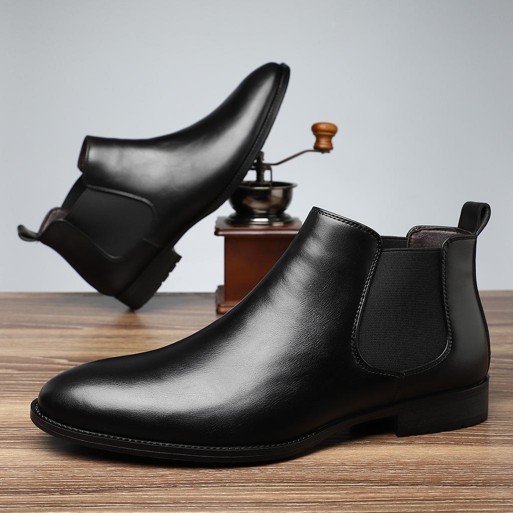 Simple British Style Men's Pointed Leather Boots Trendy Fashion Versatile Men's Shoes Comfortable and Breathable Chelsea Boots