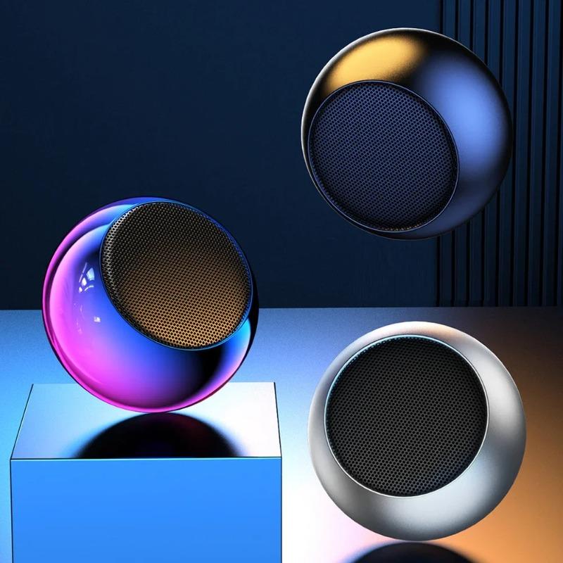 

M3 Flash Беспроводной Bluetooth-динамик Портативный маленький стальной пистолет Металлический тяжелый сабвуфер Открытый мини-маленький Bluetooth-динамик серебряный