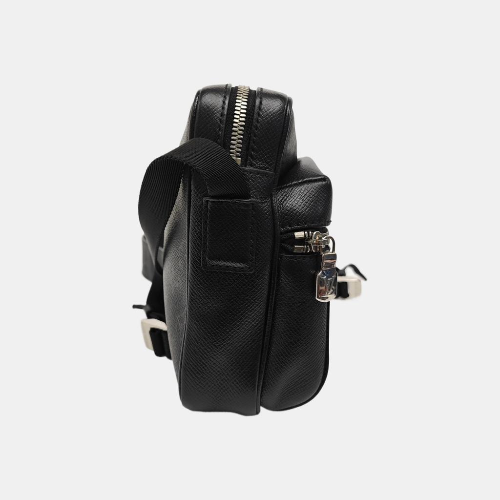 [Pre-Owned] Outdoor Classic Monogram Leather Coated Canvas Messenger Bag - Very Good #R8WYAD