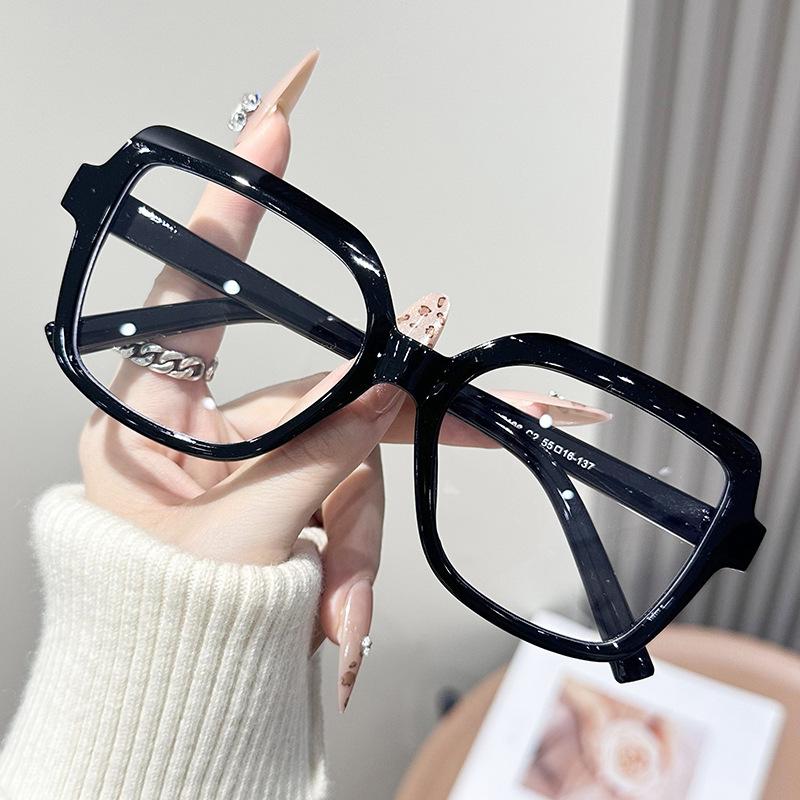 

New Fashionable HD Anti Blue Light Glasses Men s and Women s Square Ultra Light Contrast Color Glasses Frame