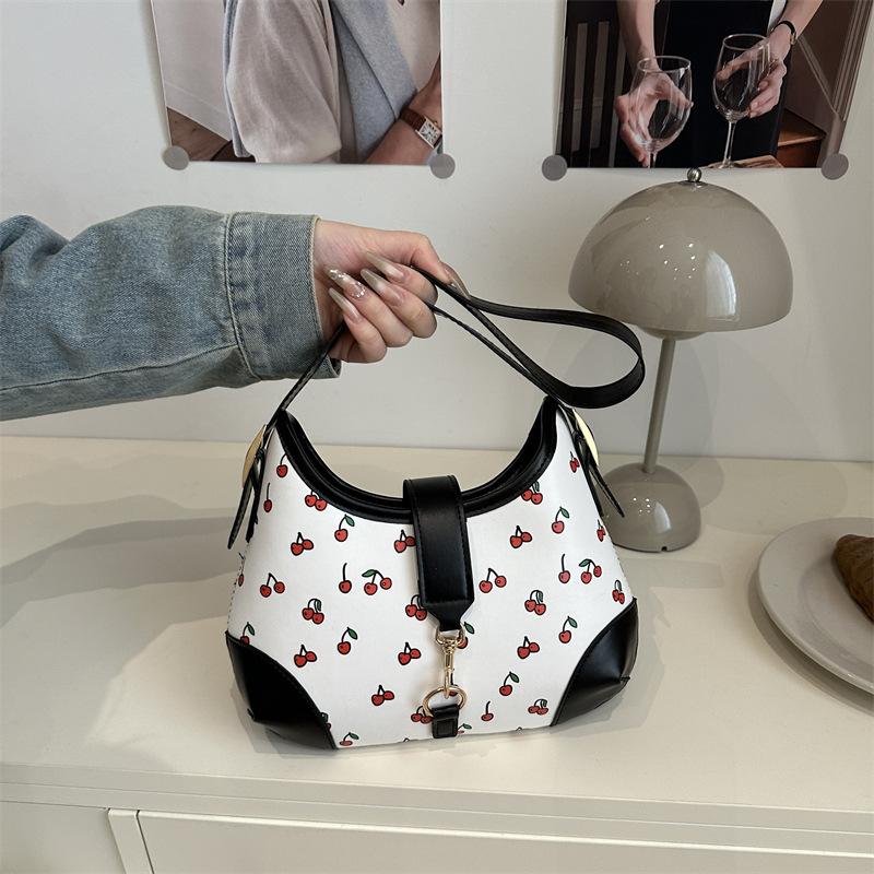 New small and fresh cherry pattern ctrasting crescent bag, fashiable and versatile underarm bag, daily casual shoulder bag