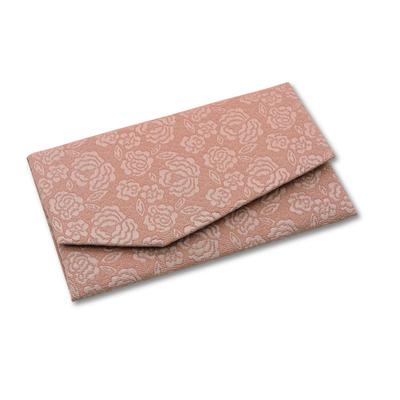 Amemari Fukusa (Japon yapımı mendil bezi) mıknatıslı kapaklı. Şık, düğünler için mükemmel. Yüksek kaliteli, kabartmalı dokuma kumaş ile