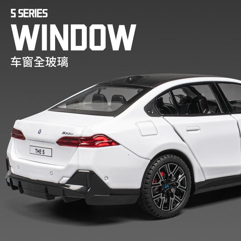 1:24 BMW 5 Series 530Li Cars Toys Miniature Models Alloy Diecast Doors Opened Vehicles with Pull Back Car Perfect Gifts for Kids