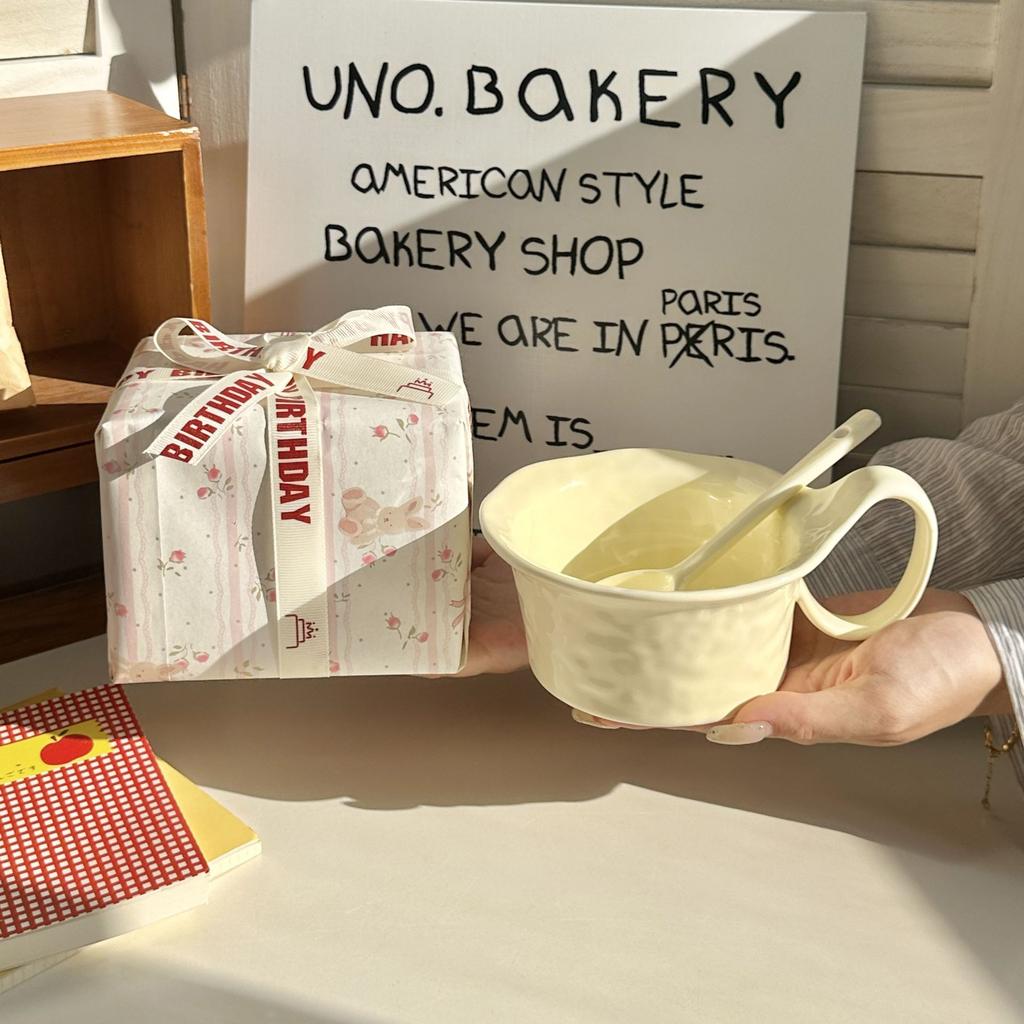 Ins Cream Wind Ceramic Mug Qu Handle Cup Large Capacity Breakfast Cup Oatmeal Bowl with Spoon Girls' Souvenir