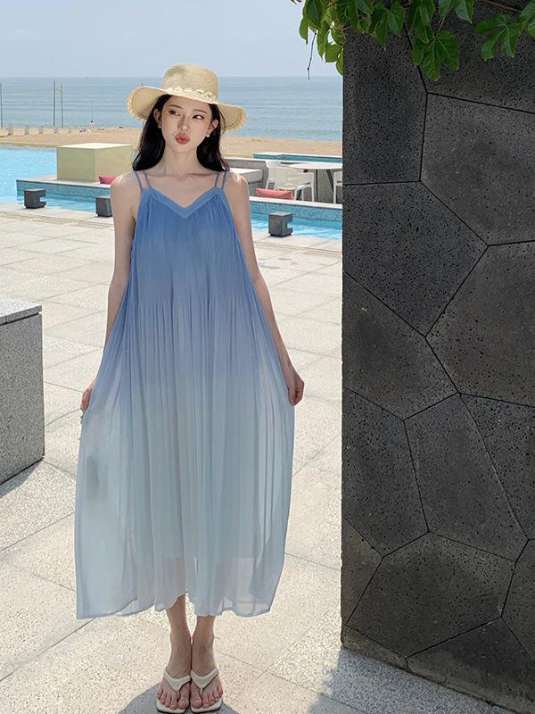 Women's French Seaside Gradient Spaghetti Strap Long Dress - Summer Sleeveless Sea Wave Style