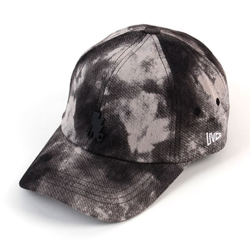 

Universal chemistry Thunder Dyed Black Ballcap FREE