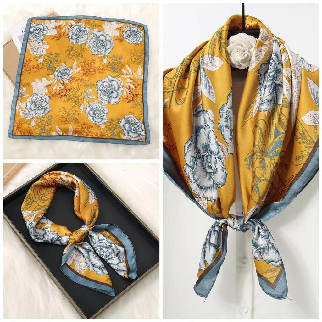 Eleganti Foulard di Seta da Donna Con Centinaia di Camicie, Assistenti di Volo, Decorazione Professionale, Protezione del Collo, Foulard, 70 Foulard Quadrati Piccoli.
