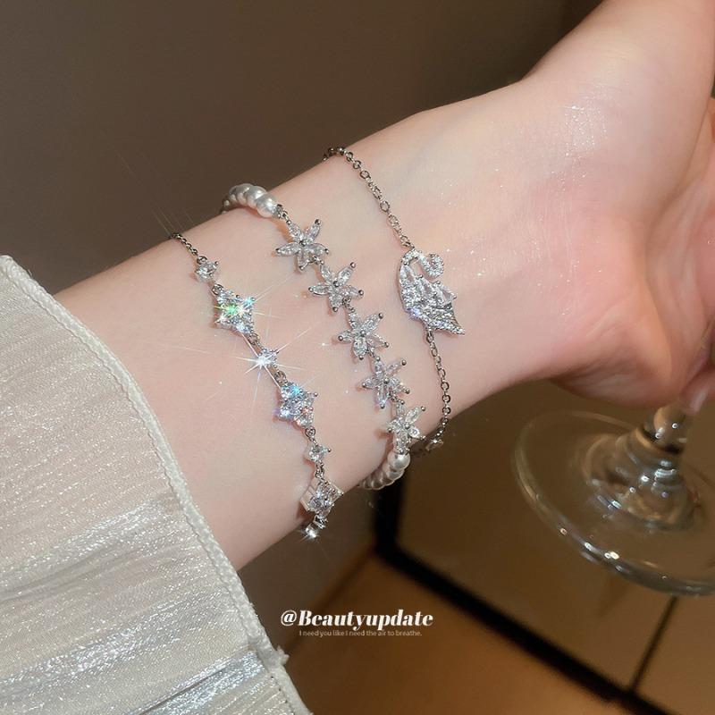 Zircon Pearl Beaded Flower Bracelet Retro Fashion Exquisite Elegant Temperament Bracelet Light Luxury High Sense Jewelry Women
