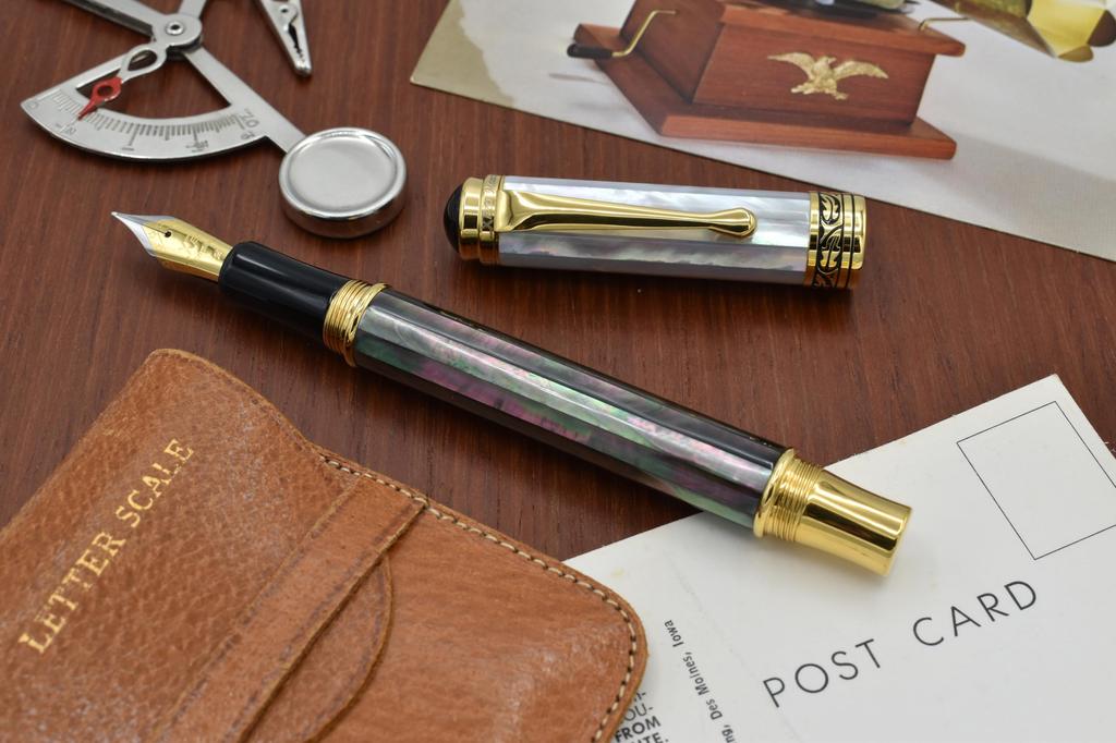 Xezo Maestro Fountain Medium Marine Tahitian Black White 18kt No Two Pens Are Pen, Nib, Iridescent, Origin, & Mother-of-Pearl, Gold-Plated Fittings.