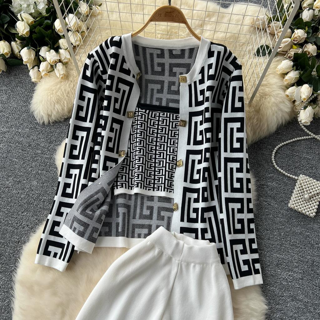 Autumn Winter Vintage Designer Print Knitted Sweater Pant 3 Piece Set Women Tracksuit Long Sleeve Cardigans Vest Ankle Length Trousers Outfits