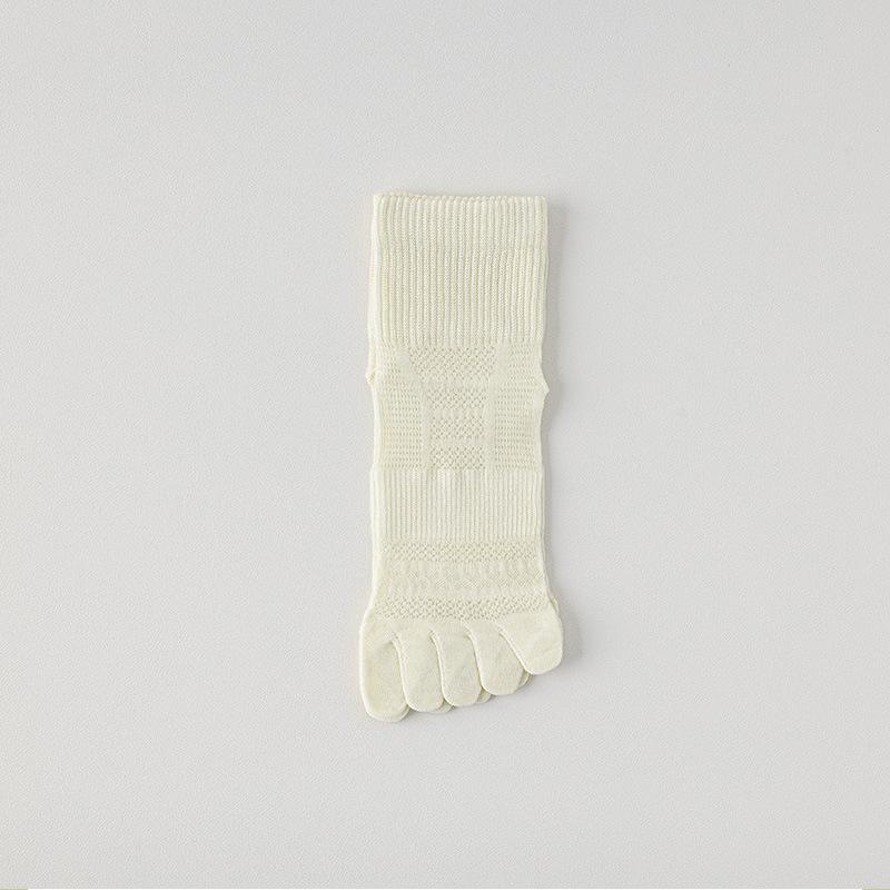 Women Summer Thin Mesh Breathable Pure Color Sweat Absorbent Boneless Short Five Finger Socks