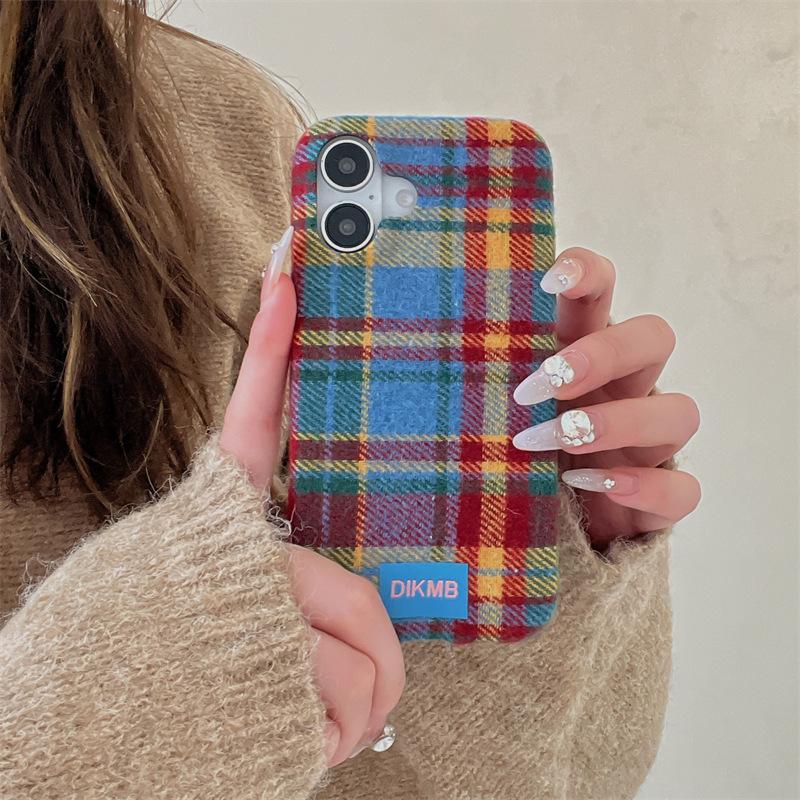 Retro Plaid Phone Case for iPhone 15, iPhone 16, iPhone 17 Pro Max