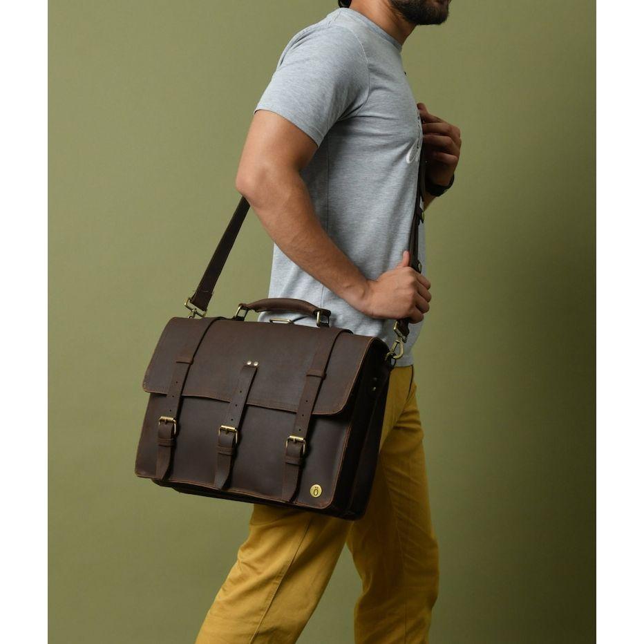 

Сумка-мессенджер для ноутбука из кожи Full Grain 18 x 14 x 6 in