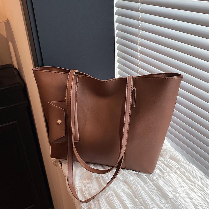 Simple Design Ladies Tote Bag In Pu With Interior Zipper Pocket For Work And School