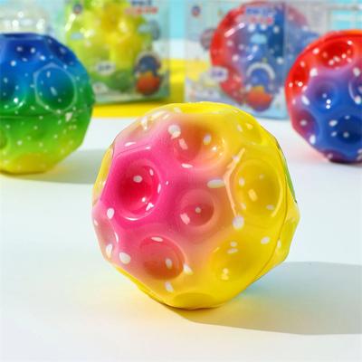2 Stück Nützlicher Lochball Weicher Anti-Schwerkraft-Gummi Hüpfball Spielzeug Extrem Hochspringende Bälle Outdoor-Spiele Sport Anti-Stress-Ball