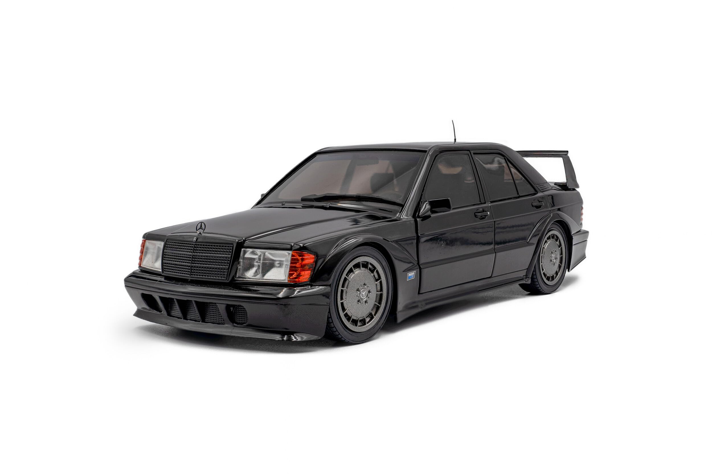 

Solid Benz Mini Car 1/18 BENZ 190 (W201) Evolution II 1990 (Black) S1801012 чорний