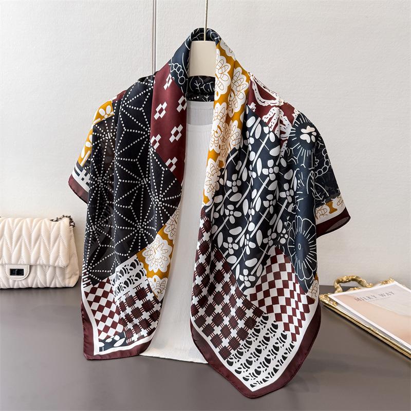 

Contrasting Color Splicing Satin Simulation Silk Printing Large Square Scarf Silk Scarf Shawl Headscarf Neck Protection Scarf 90*90cm