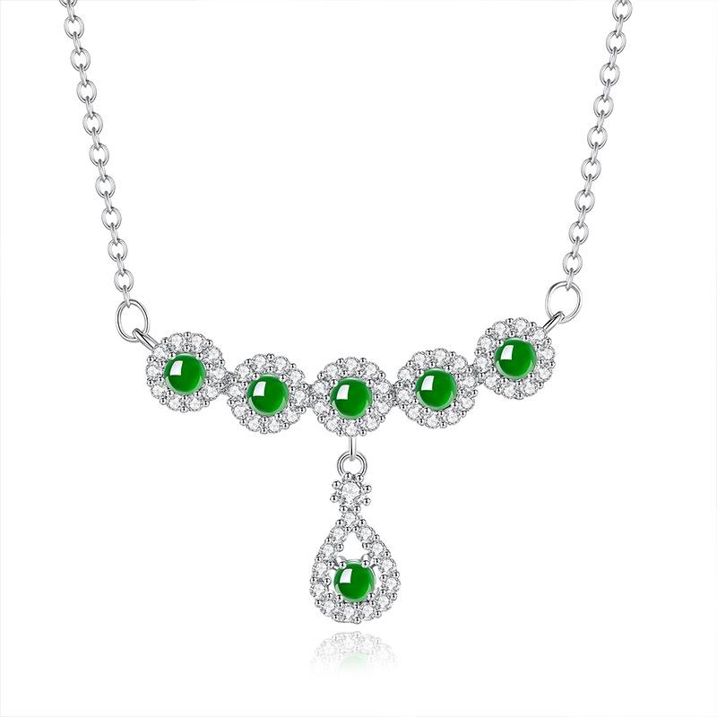 

Natural dangerous material jadeite necklace women s S925 sterling silver green egg surface collarbone light luxury temperament niche design sense 925 silver